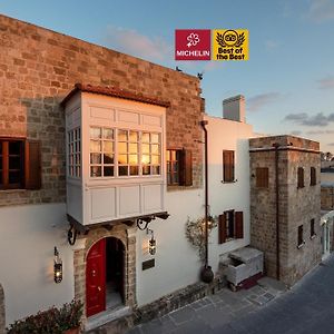 Kokkini Porta Rossa
